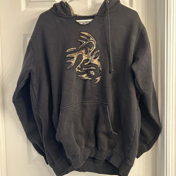 Legendary Whitetails Camo Sleeve Hoodie – Black Deer Graphic – Size M - Picture 2 of 5